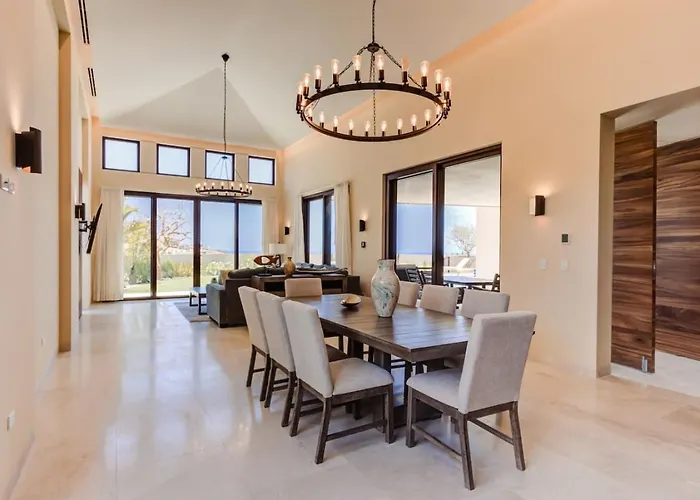 Stunning With Private Pool, Jacuzzi And Ocean View