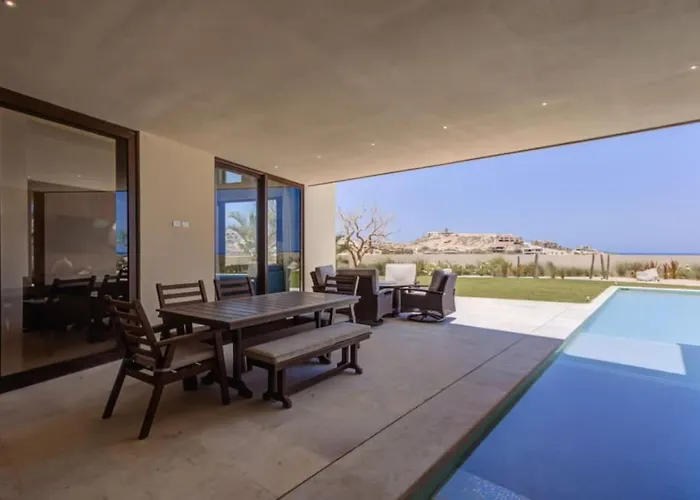 Villa Stunning With Private Pool, Jacuzzi And Ocean View
