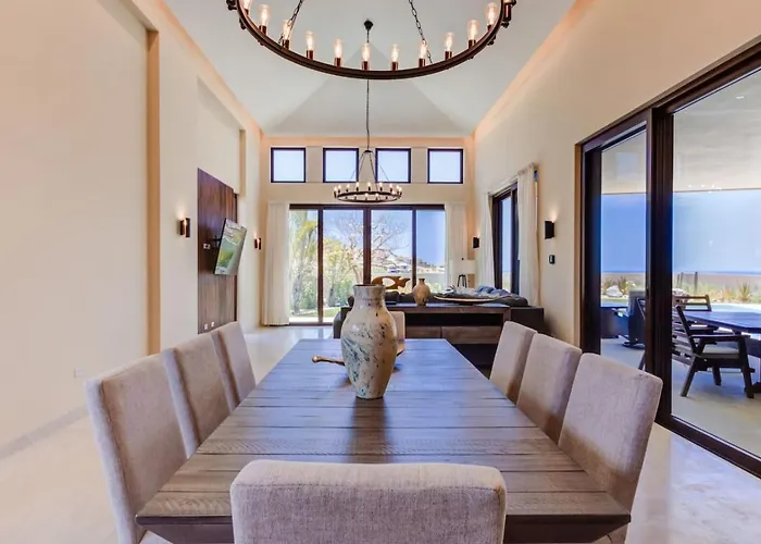 Stunning With Private Pool, Jacuzzi And Ocean View