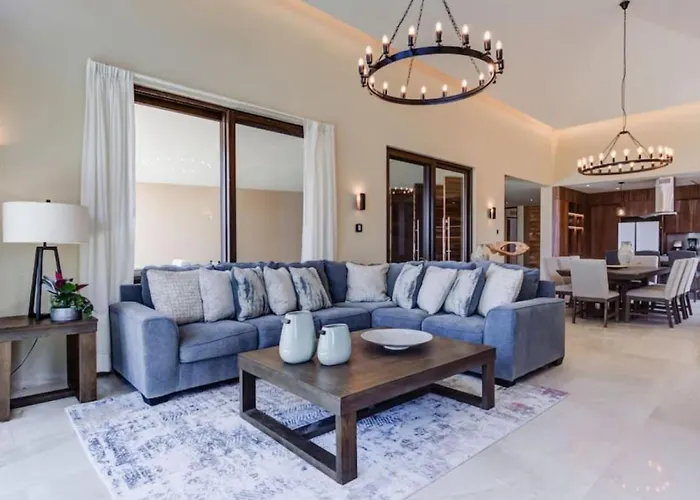 Villa Stunning With Private Pool, Jacuzzi And Ocean View